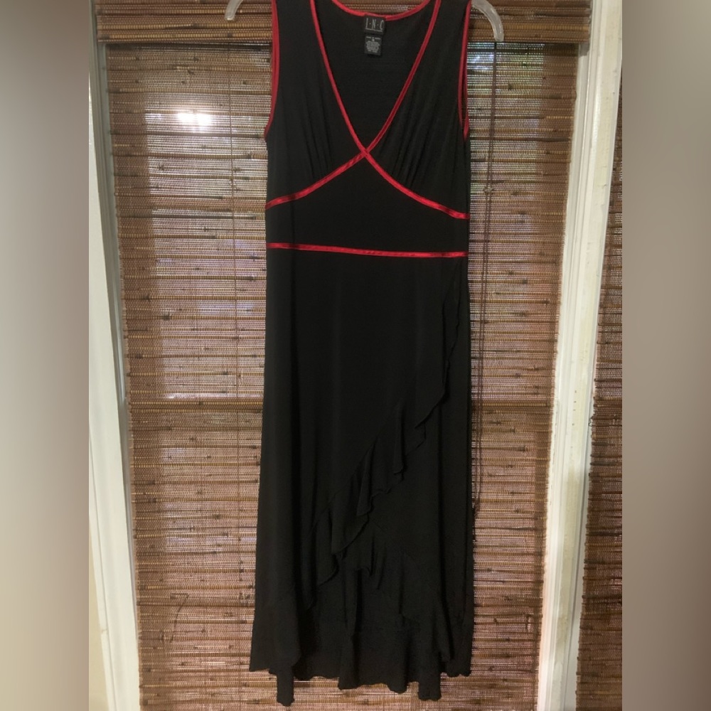 Inc Wrap Flamico Style Dress With Ruffled Bottom Size Medium